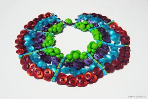 button necklace