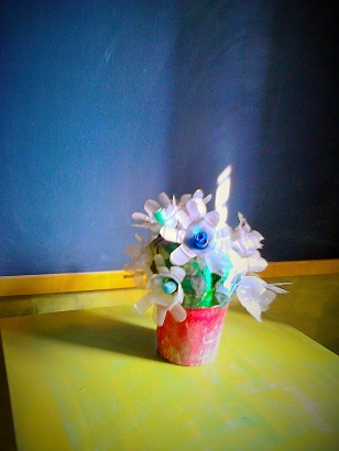 Los Ojos decluttering