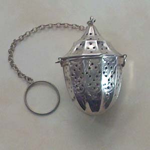 sterling-tea-ball-infuser