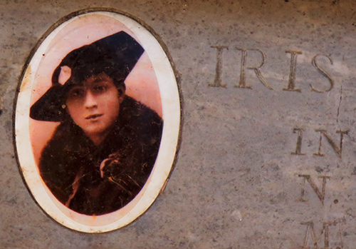 Verano Graveyard Foto